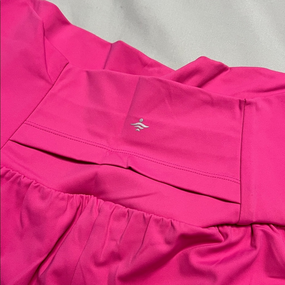 Halara Super High Waisted 2-in-1 Yoga Shorts (5”) - Picture 4 of 5